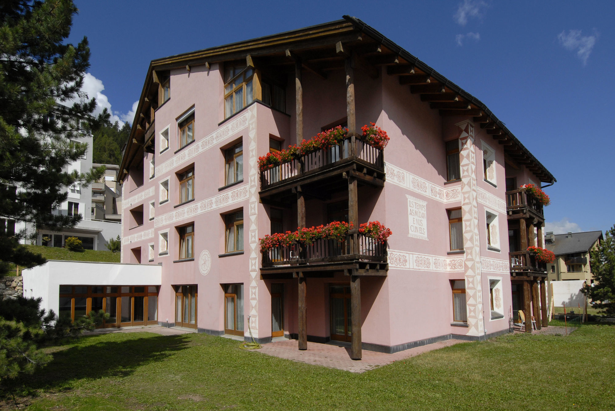 Boutique Hotel Cervus Saint-Moritz Extérieur photo